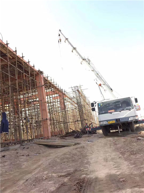 五河县吊车作业的安全注意事项有哪些？